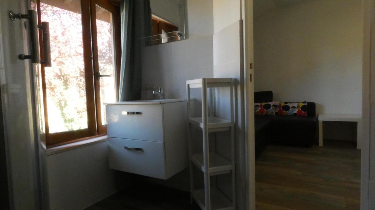 Chatrou Chatelraould-Saint-Louvent Екстер'єр фото