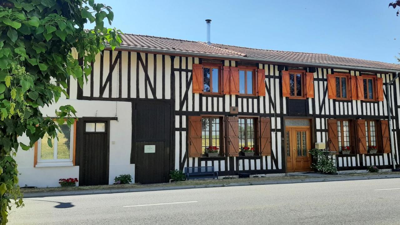 Chatrou Chatelraould-Saint-Louvent Екстер'єр фото